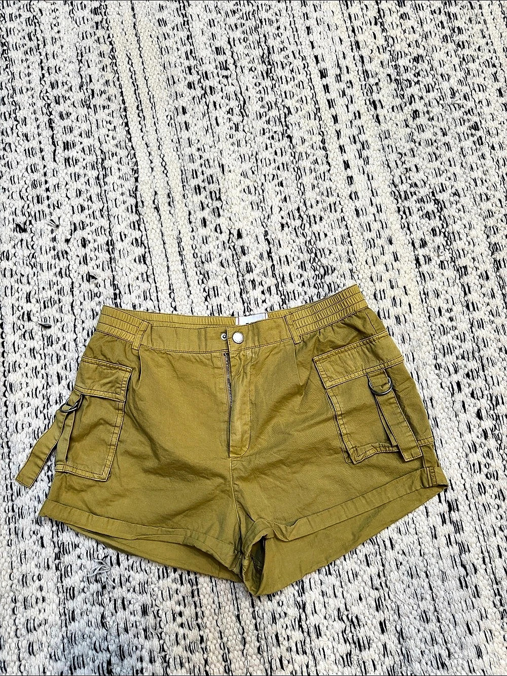 BDG Women's Cargo Shorts in Yellow Size Medium